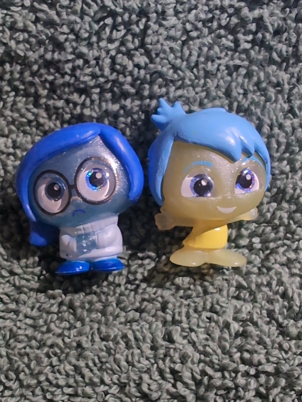 Blue Sadness & Joy Figure Set - Disney Doorables Toys